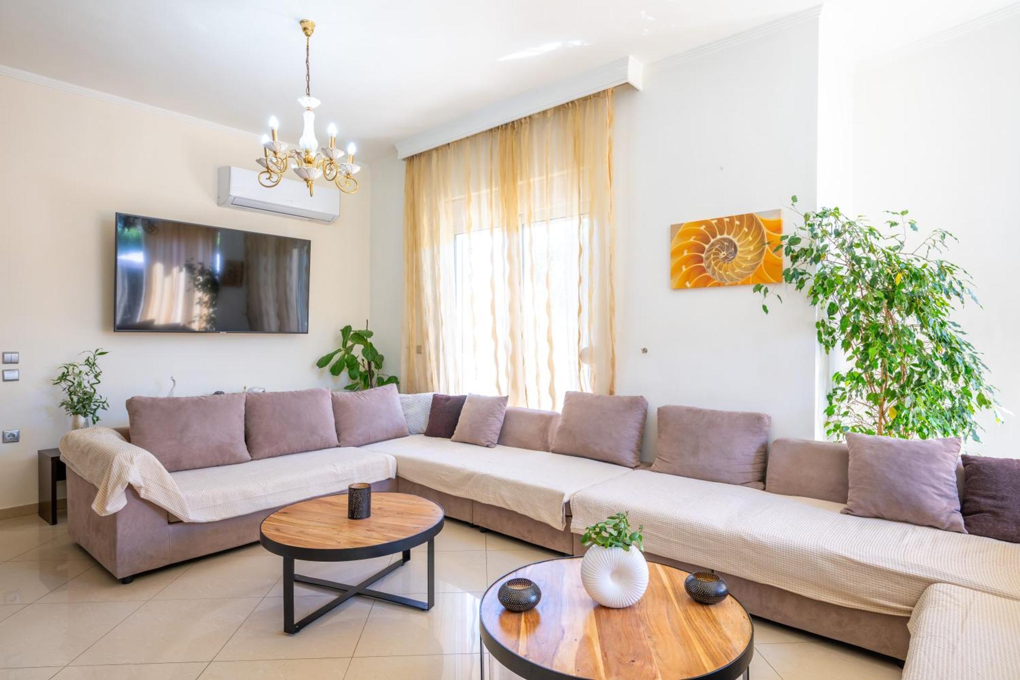 Mediterranean Luxury Villa *